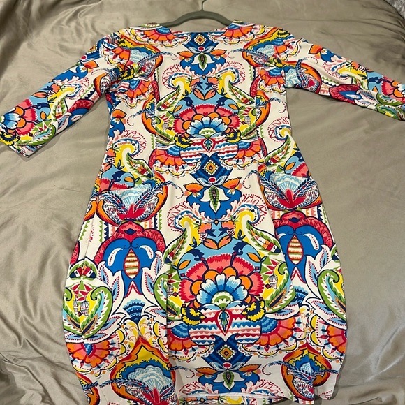 J. McLaughlin Sophia dress. Multi color dress NWT - Picture 2 of 9